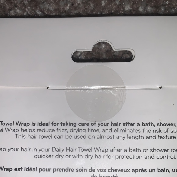 Towel Wrap. Never used, packed still sealed! - Picture 3 of 3